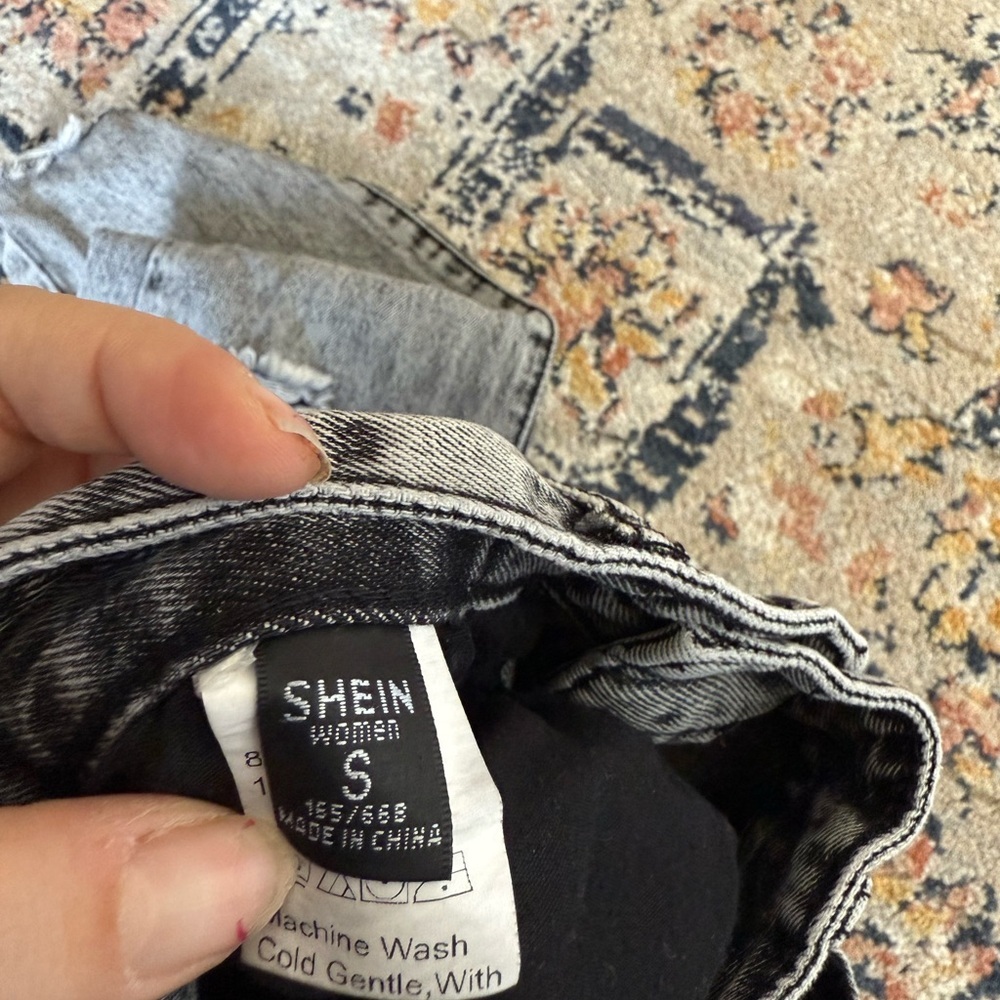 Mom jeans! - Picture 4 of 4
